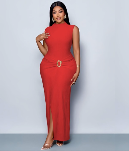 Elegant Sleeveless Bodycon Dress with Belt Detail