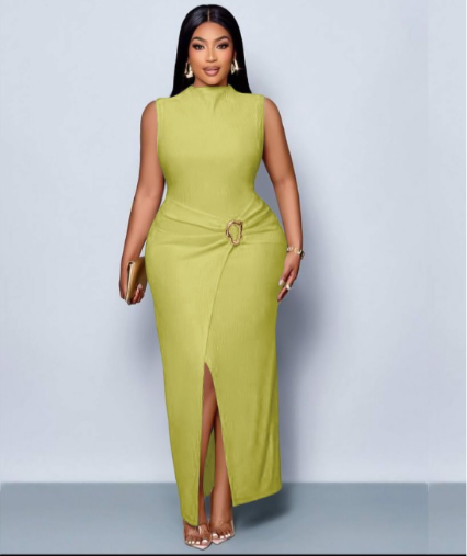 Elegant Sleeveless Bodycon Dress with Belt Detail