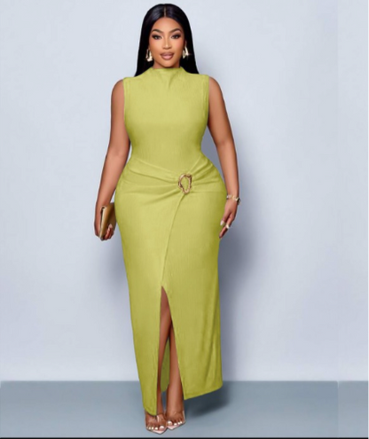 Elegant Sleeveless Bodycon Dress with Belt Detail