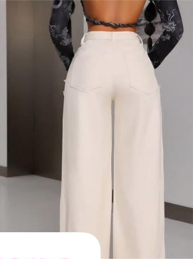Wide-Leg Cargo Pants